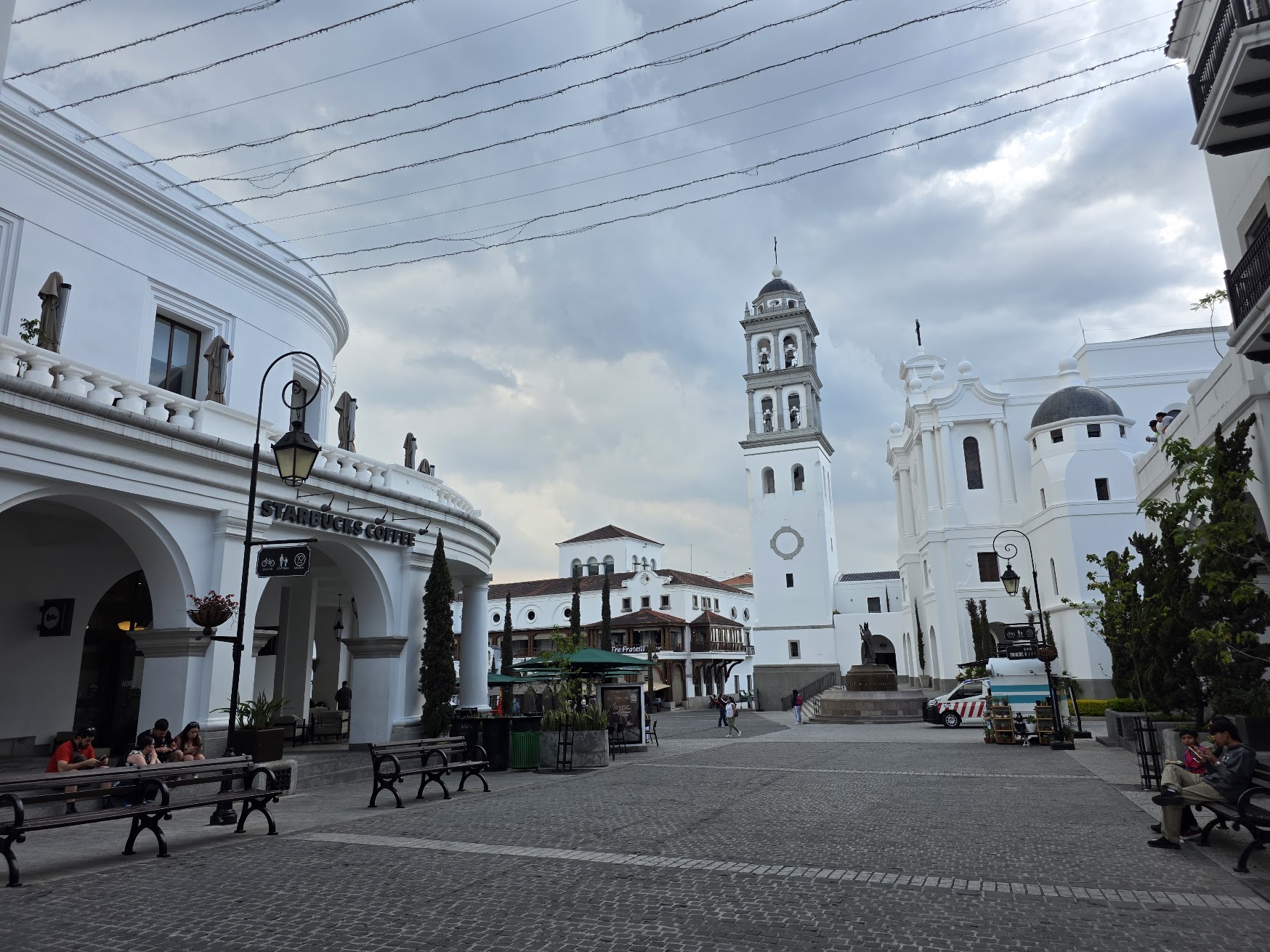 Paseo Cayalá